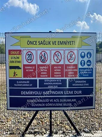 Demiryolu iş sağlığı ve güvenliği kuralları panosu